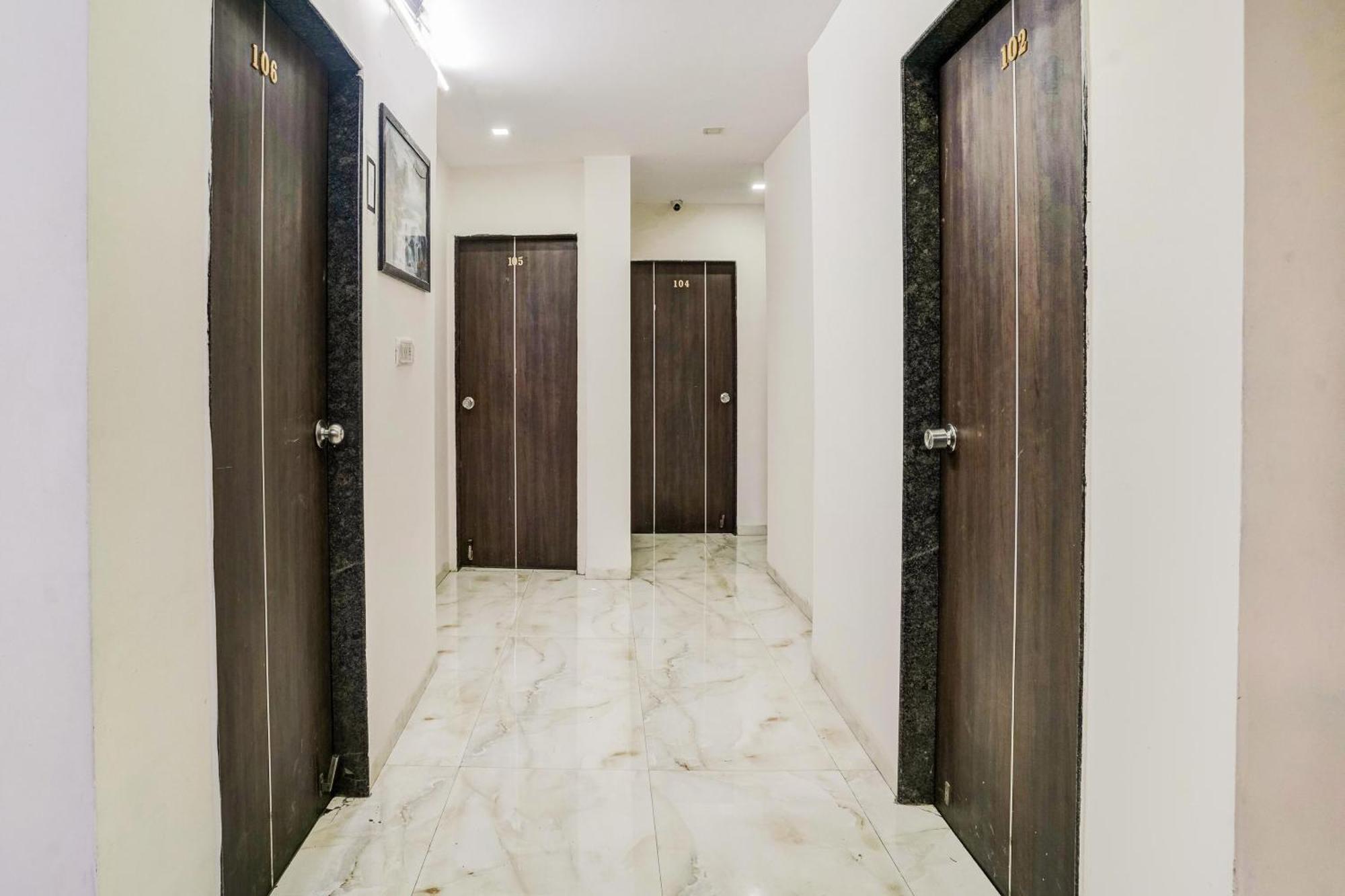 Super Hotel O Nashik Near Vijay Mamta Theatre Formerly Sahara Inn Exterior foto